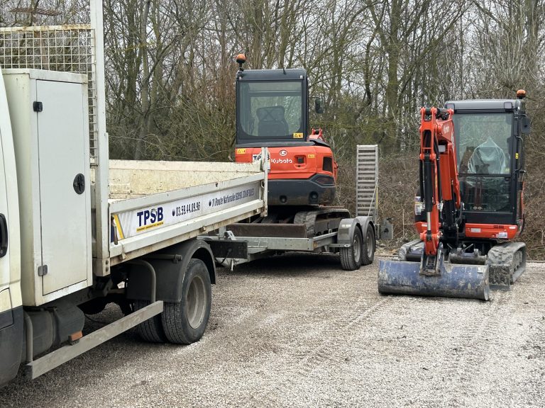 terrassement professionnel pour obtenir un terrain nivelé et stable avant construction pas de calais
